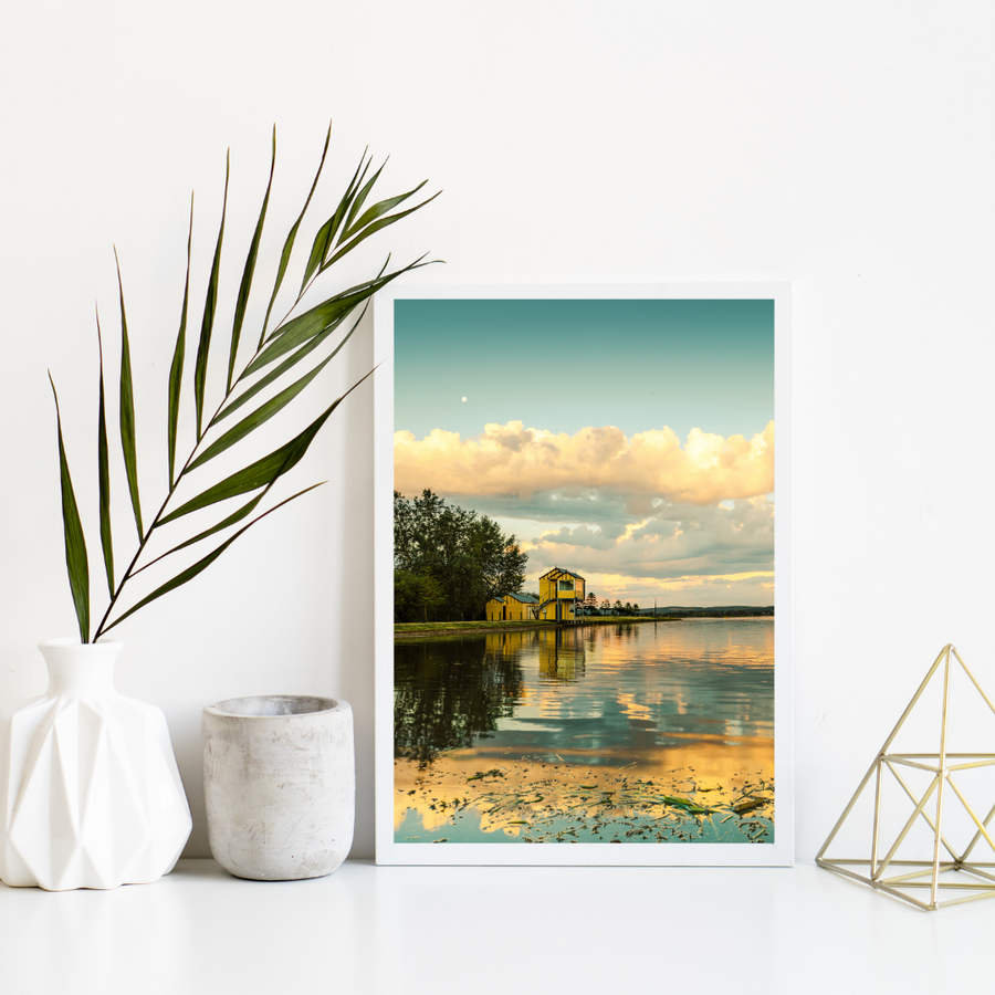LAKE WENDOUREE SUNSET MOON